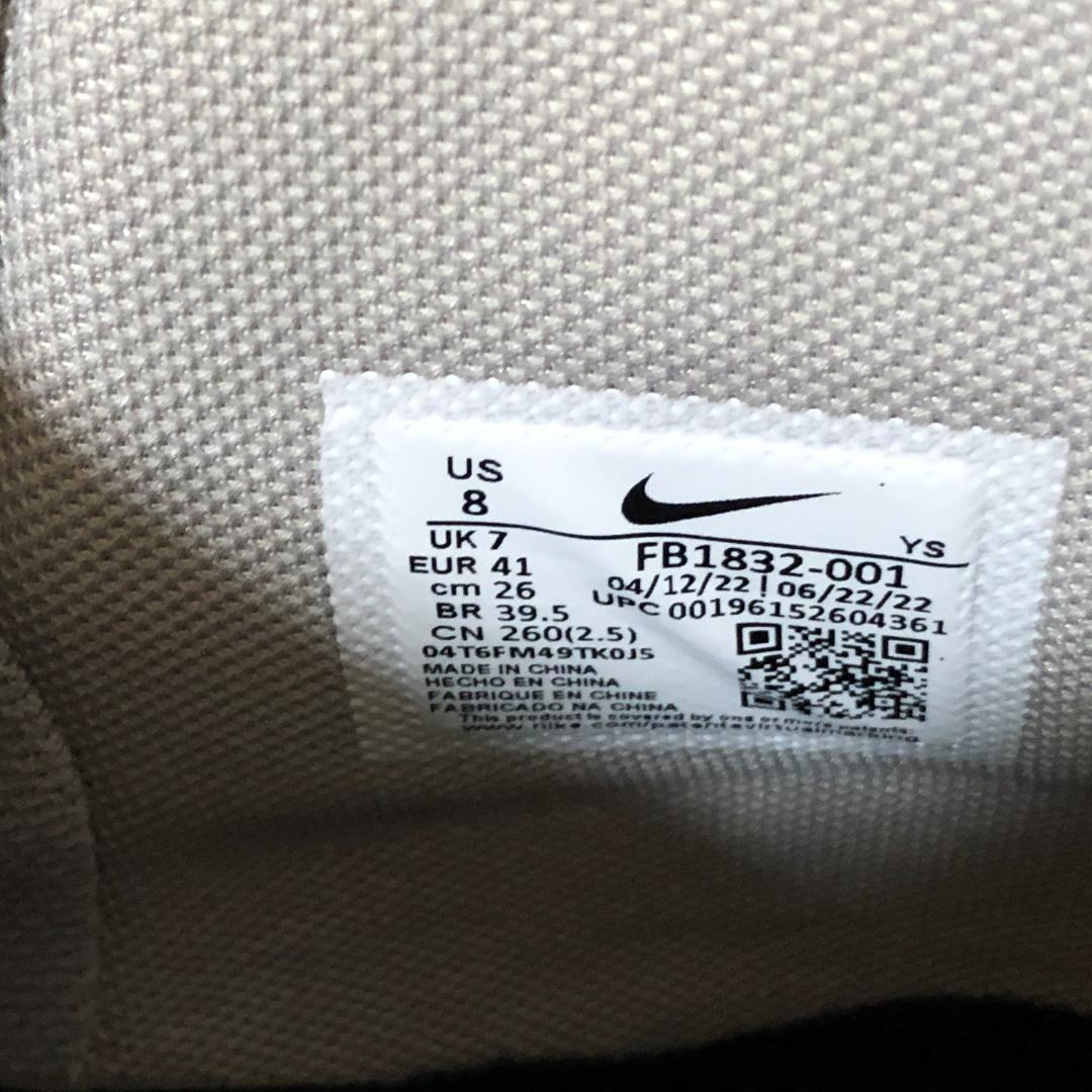 美品　NIKE TERMINATOR HIGH ETOWN　E181