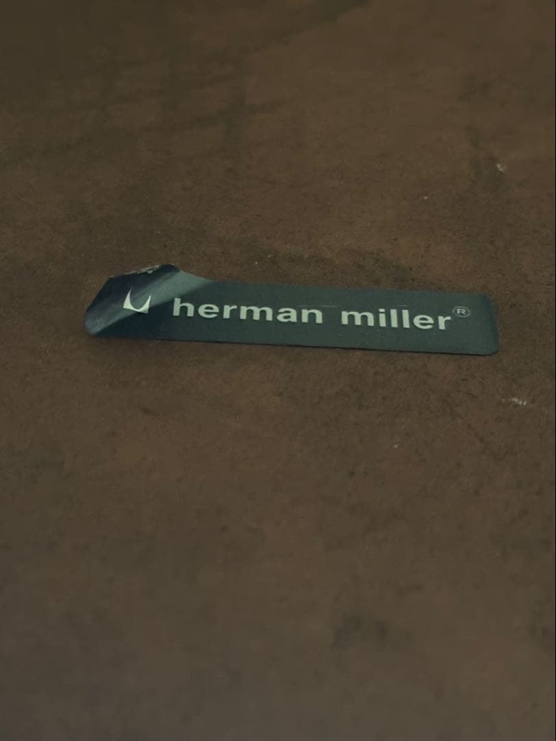 herman miller ハーマンミラー　テーブル　イームズ