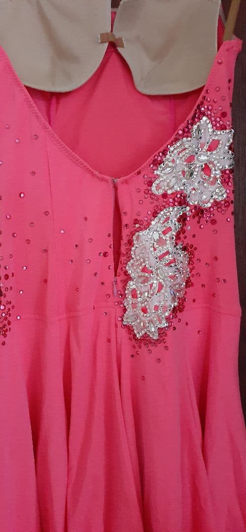 ラテンダンス用ドレスつきおか高級品